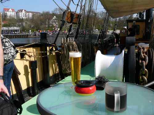 Tisch auf dem Stoertebecker
